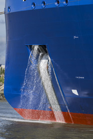 France, Loire Atlantique, Estuaire de la Loire, Saint Nazaire, LNG carrier anchor at Montoir-de-Bretagne LNG terminal