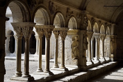 France, Bouches-du-Rhône (13), Arles, cloitre de l'église Saint-Trophime, classé Patrimoine Mondial de l'UNESCO