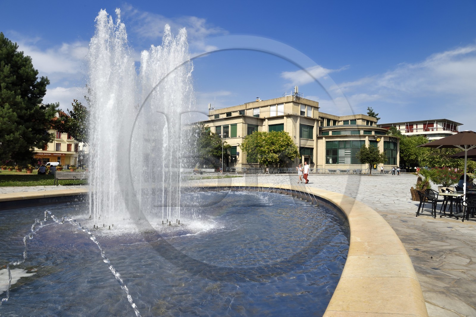 France, Allier (03), Vichy, l’Hotel des Postes de style art Déco construite par l'architecte Léon Azéma en 1935