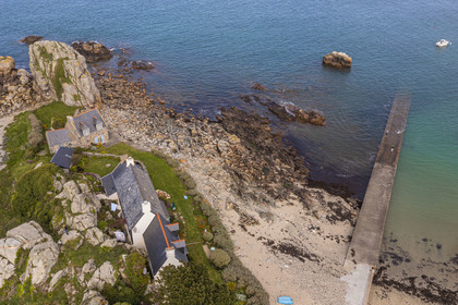 France, Cotes-d'Armor, Cote d'Ajoncs, Plougrescant, the beach of Porz Hir or Pors-hir (aerial view)