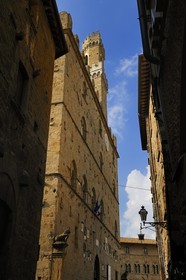 Italie, Toscane, Val di Cecina, Volterra, Piazza dei Priori, Palazzo dei Priori