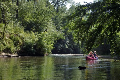 France, Var, Provence Verte, canoeing on the river Argens between Carces and Le Thoronet