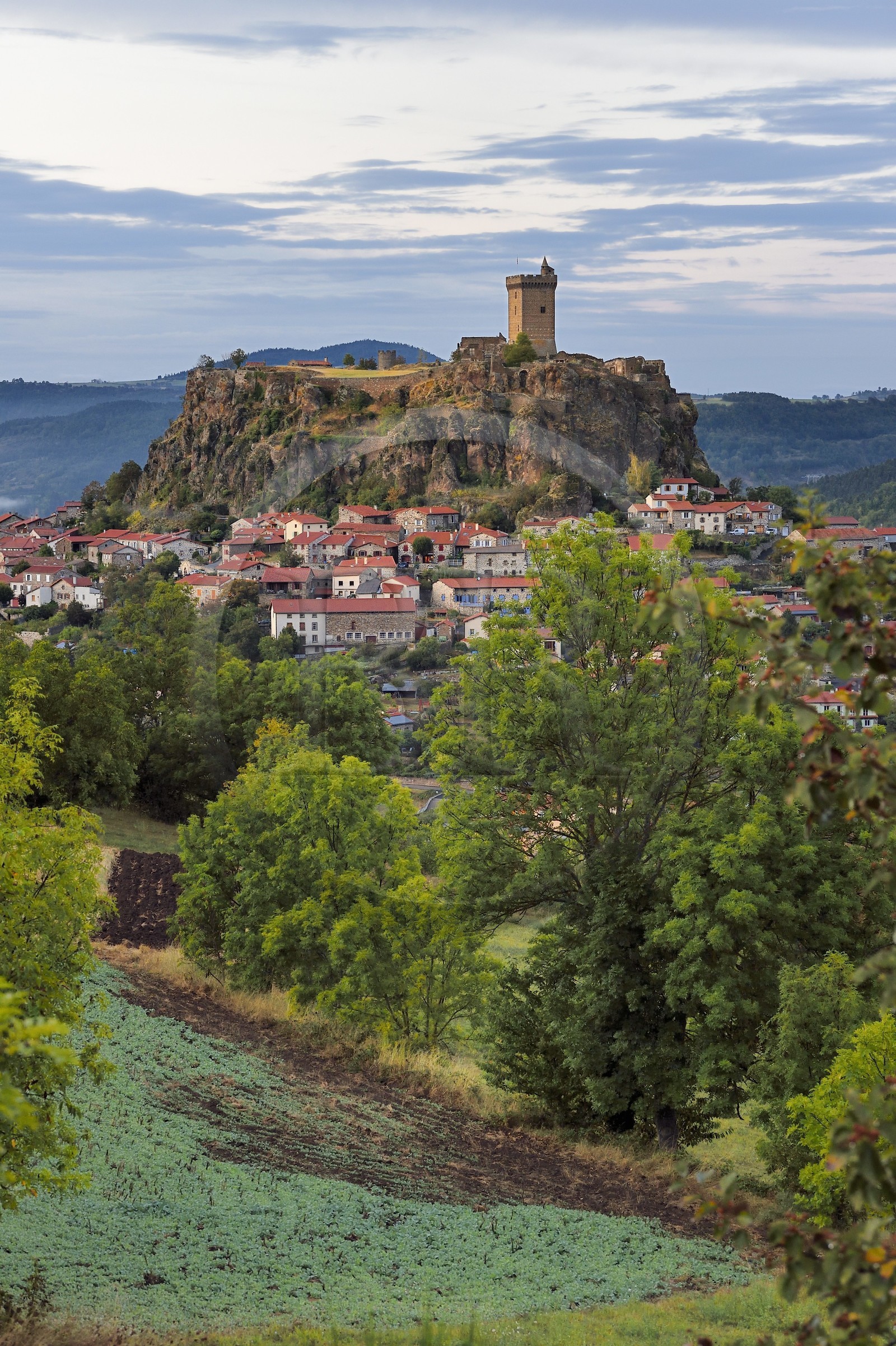 France, Haute-Loire (43), Polignac, Chateau de Polignac, forteresse du XIe siècle sur un plateau basaltique