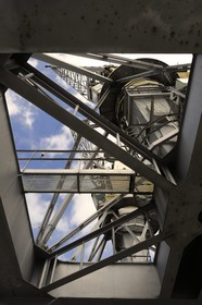 France, Loire-Atlantique (44), port de Saint-Nazaire, grues du grand bassin