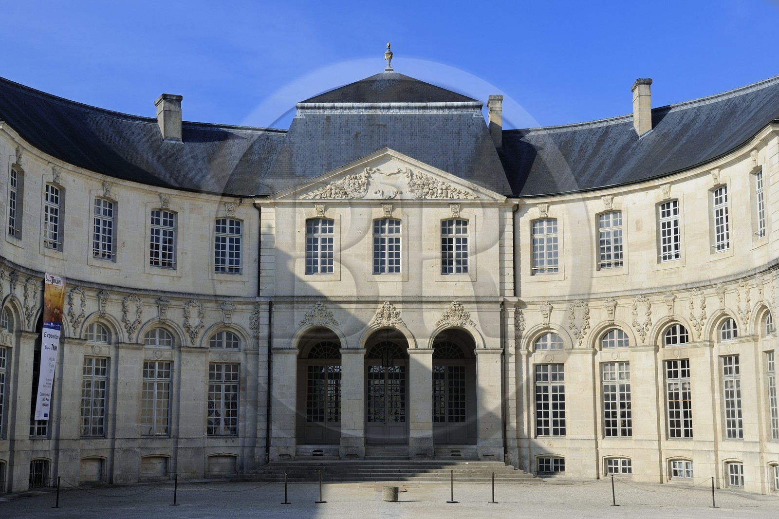 France, Meuse (55), Verdun, Ville Haute, le centre mondial de la Paix, des Libertés et des Droits de l'Homme situé dans l'ancien palais épiscopal
