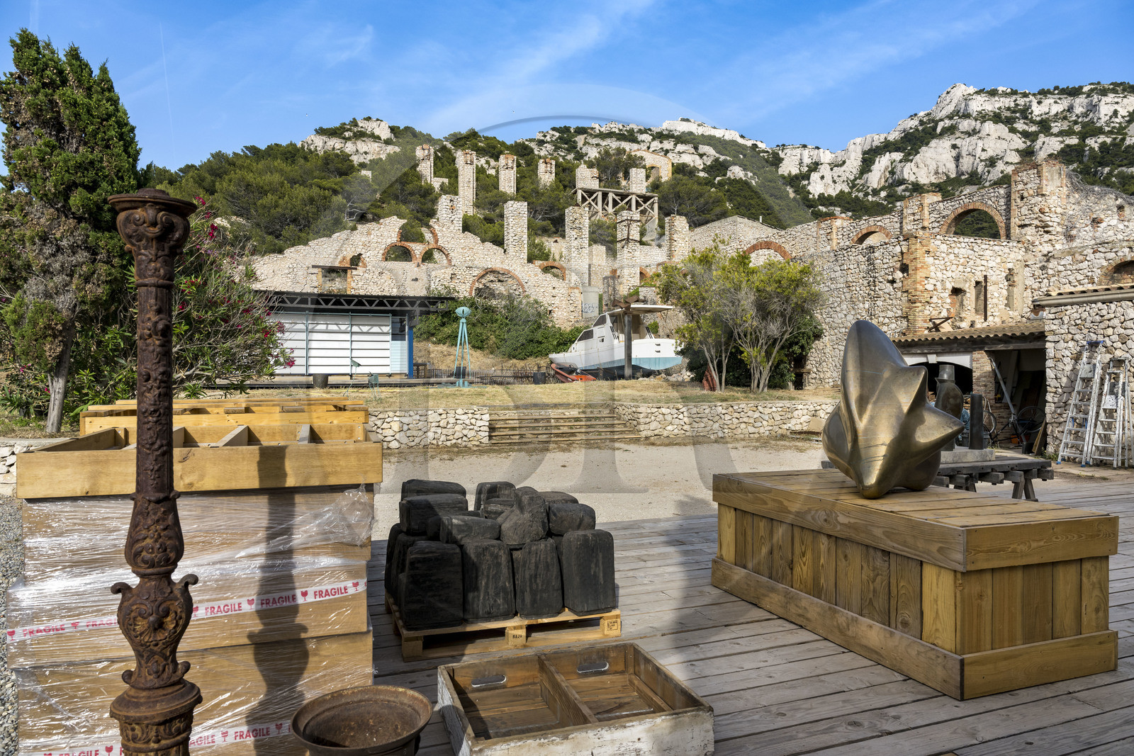 France, Bouches du Rhone, Marseille, Goudes district, La Friche de l'Escalette in the ruins of an old lead processing plant