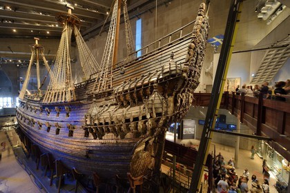 Suède, Stockholm, Djurgarden, le musée Vasa (Vasamuseet), le Vasa, navire du XVIIe siècle renfloué et rénové
