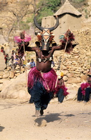 Mali, Dogon Country, Bandiagara Cliff listed as World Heritage by UNESCO, Tereli Dama (end of mourning) of Ambeguele, the cow's mask