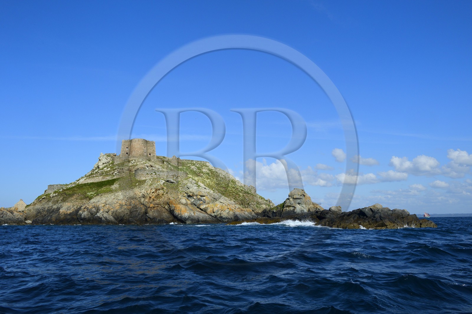 France, Côtes-d'Armor (22), Perros-Guirec, archipel et réserve ornithologique de Sept-Iles, Ile aux Moines, ancien fort