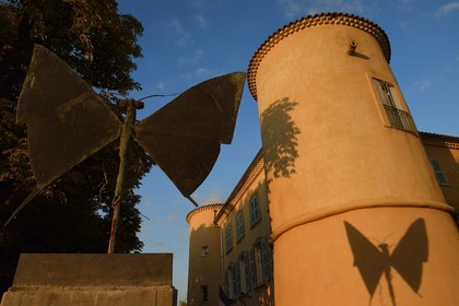 France, Var, the Dracenie, village de Tourtour, bronze called Flambé by Bernard Buffet on the esplanade of the town hall