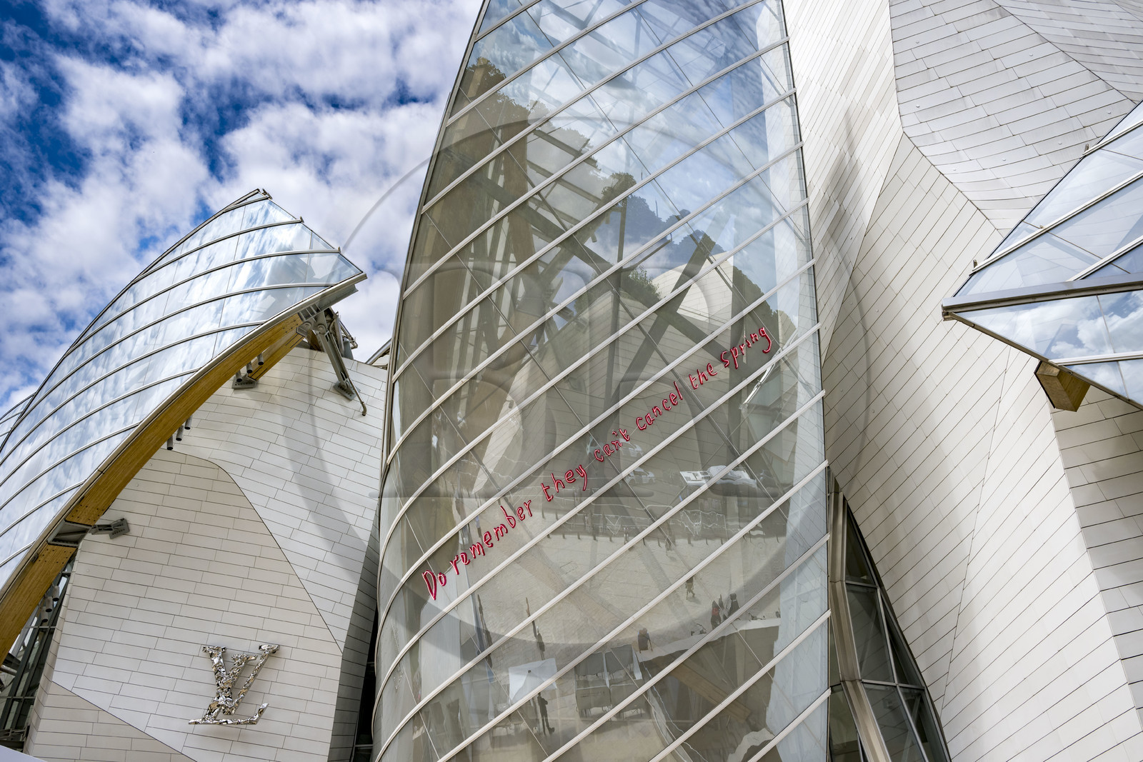 France, Paris (75), Bois de Boulogne, la fondation Louis Vuitton de l'architecte Frank Gehry