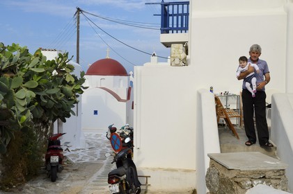 Greece, Cyclades islands, Mykonos island, Chora (Mykonos town), in the streets of the old town