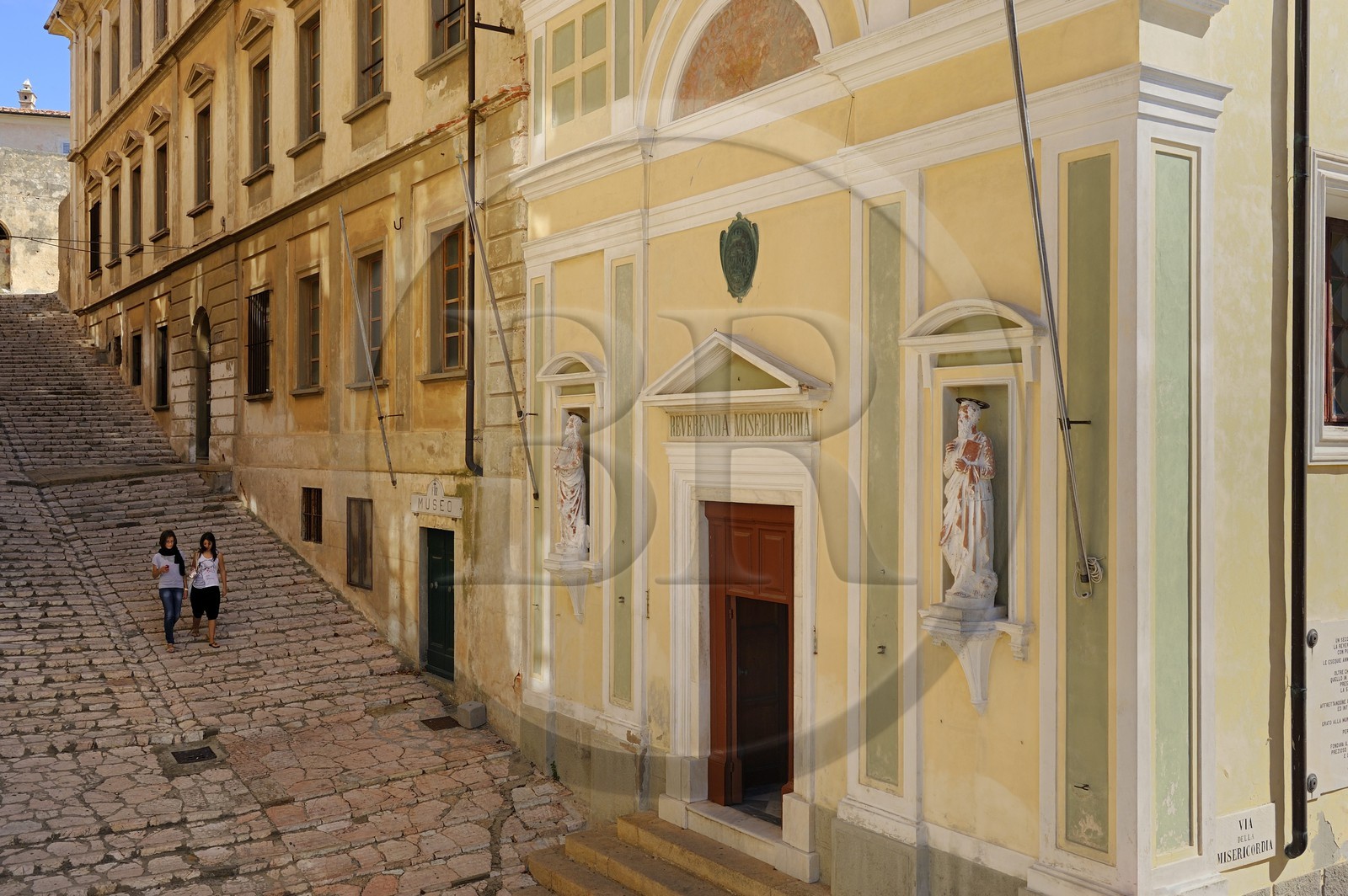 Italie, Toscane, l’Ile d’Elbe, Portoferraio, église de la Miséricorde (Reverenda Misericordia) au bas des escaliers de la Via Napoleone, Madame Mère venait y prier ainsi que Napoleon