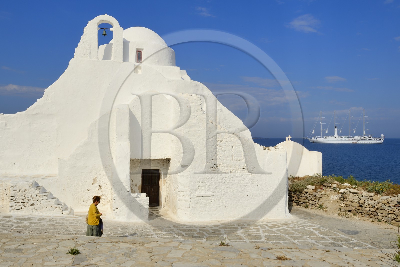 Grèce, Les Cyclades, mer Égée, île de Mykonos, Chora (Mykonos town), église de Paraportiani