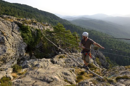France, Corse-du-Sud (2A), Alta Rocca, massif de Bavella, la via ferrata du parc aventure Corsica Madness
