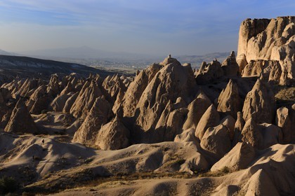 Turquie, Anatolie Centrale, province de Nevsehir, Cappadoce classée Patrimoine Mondial de l'UNESCO, paysage d'érosion et cheminées de fées entre Ürgüp et Avanos à Devrent Deresi