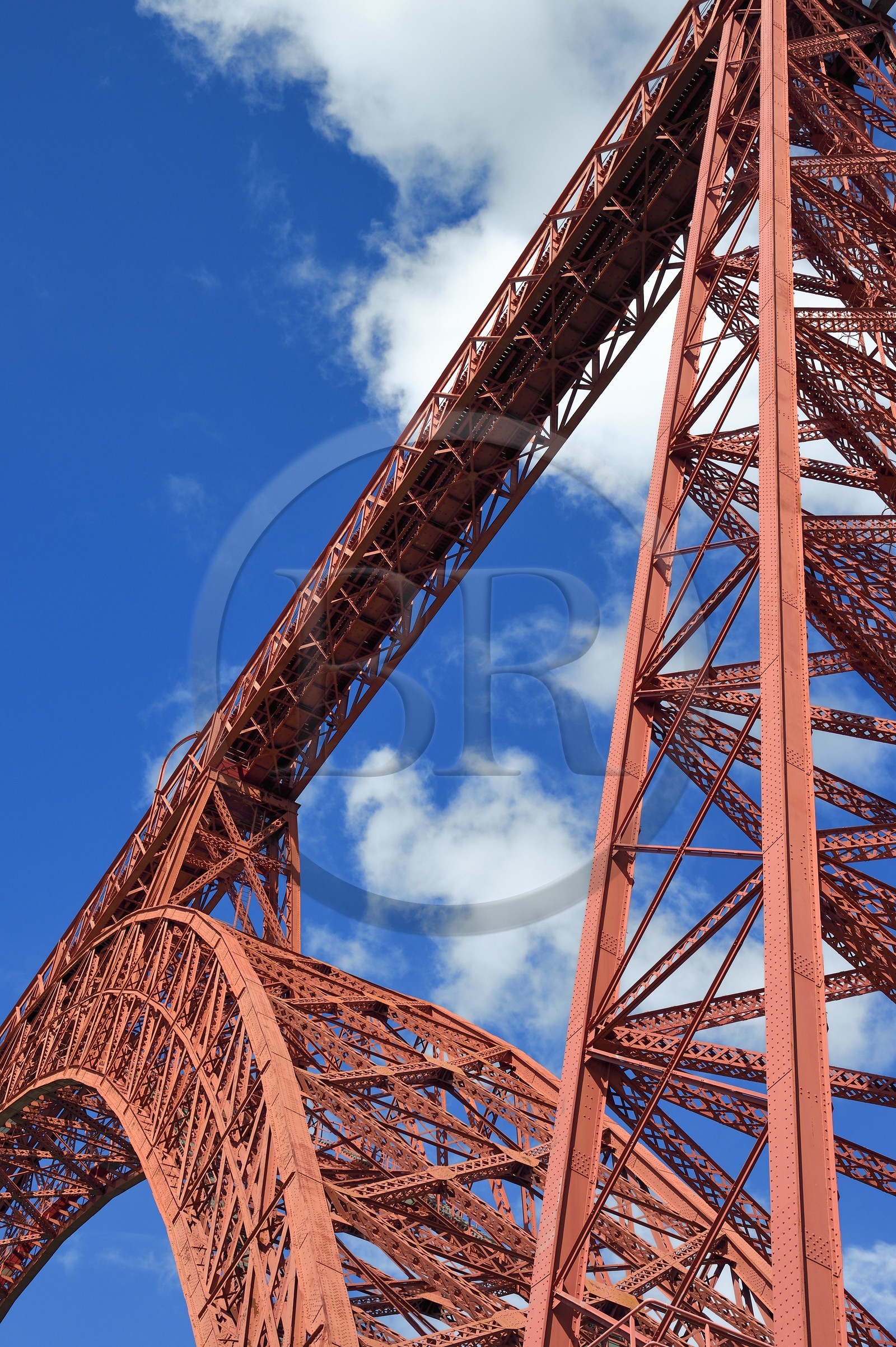 France, Cantal (15),les gorges de la Truyère, viaduc de Garabit des ingénieurs Léon Boyer pour la conception et Gustave Eiffel pour la réallisation