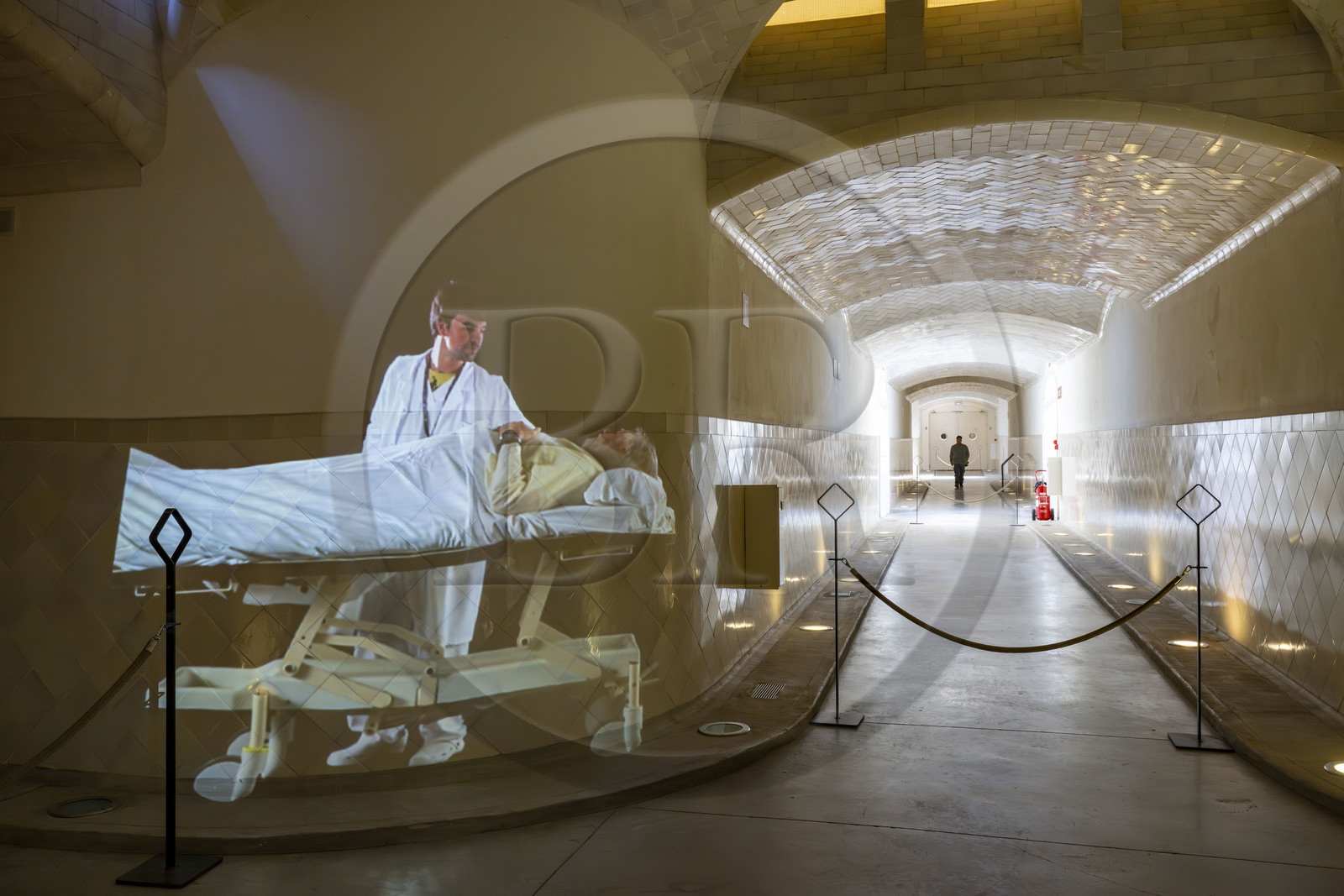 Espagne, Catalogne, Barcelone, quartier d'El Guinardo, ancien Hospital de la Santa Creu i de Sant Pau classé Patrimoine Mondial de l'UNESCO, de style moderniste par l'architecte Domenech i Montaner, aujourd'hui un musée et un centre culturel, il était composé de pavillons reliés par des souterrains