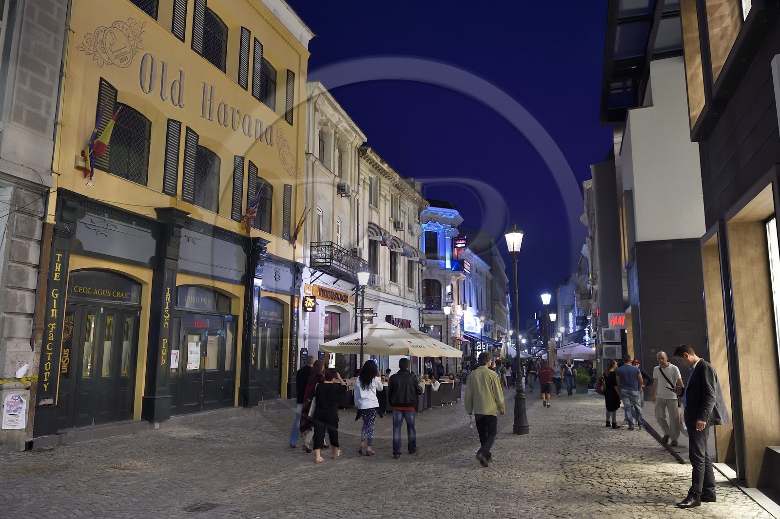 Roumanie, Bucharest, centre historique, rue Lipskani