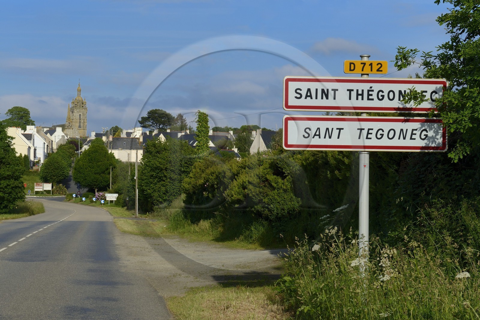 France, Finistère (29), étape sur le chemin de Saint Jacques de Compostelle, Saint-Thegonnec, l'église