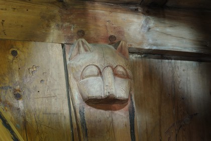 Norvège, comté de Sogn Og Fjordane, église en bois debout ou stavkirke (1130) de Borgund, détail de motifs vikings de l’ère pré-chrétienne
