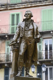 France, Haute-Corse (2B), Corte, statue en bronze de Pascal Paoli, père de la Patrie, qui écrivit la Constitution corse en 1755