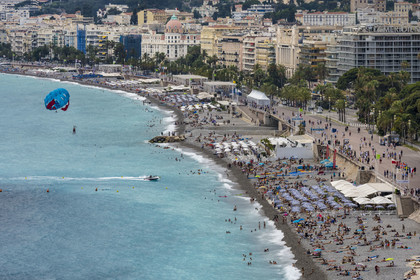 France, Alpes-Maritimes, Nice, listed as World Heritage by UNESCO, view from the hill of the castle belvedere on the Castel beach, the quai des Etats-Unis and the Promenade des Anglais