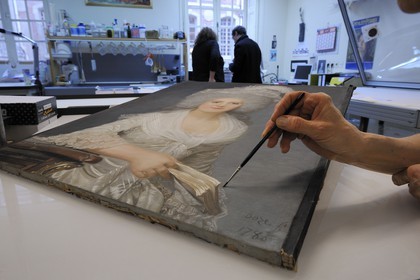 France, Yvelines (78), château de Versailles, ateliers de restauration du château, atelier des dessins et estampes, portrait de Mme Campan lectrice de Marie Antoinette par J.Boze