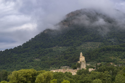 France, Drome, regional natural park of Baronnies provencales, Ouvèze valley, Pierrelongue, Notre Dame de Consolation chapel
