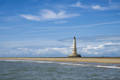 France, Gironde, Verdon sur Mer, rocky plateau of Cordouan at low tide, lighthouse of Cordouan, listed as World Heritage by UNESCO