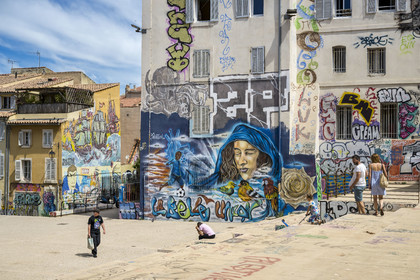 France, Bouches-du-Rhône (13), Marseille, quartier du Panier, peintures murales et graffitis place du Refuge