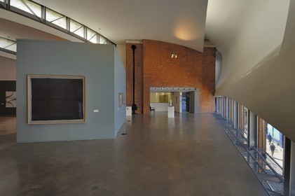 Republic of Ireland, County Cork, Cork, the Crawford Municipal Art Gallery, extension by architect Erick van Egeraat