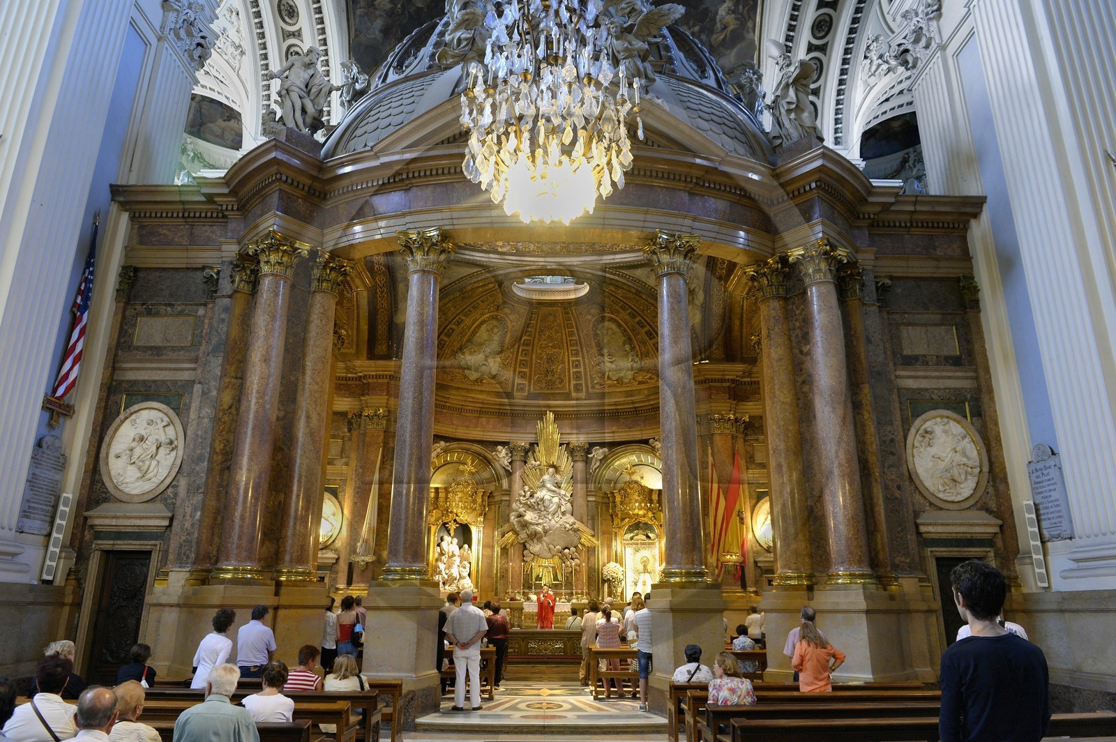 Espagne, Aragon, Saragosse, Basilique del Pilar (Notre-Dame du Pilier), la vierge du Pilar