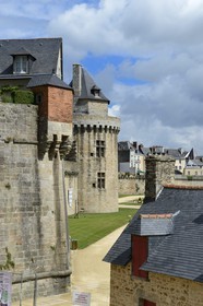 France, Morbihan, Gulf of Morbihan (Golfe du Morbihan), Vannes, the Connetable Tower and the ramparts