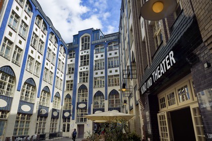 Germany, Berlin, Spandauer Vorstadt, Hackesche Hofe, first courtyard (HOF 1), built in the Jugendstil manner by German artist August Endel in 1907