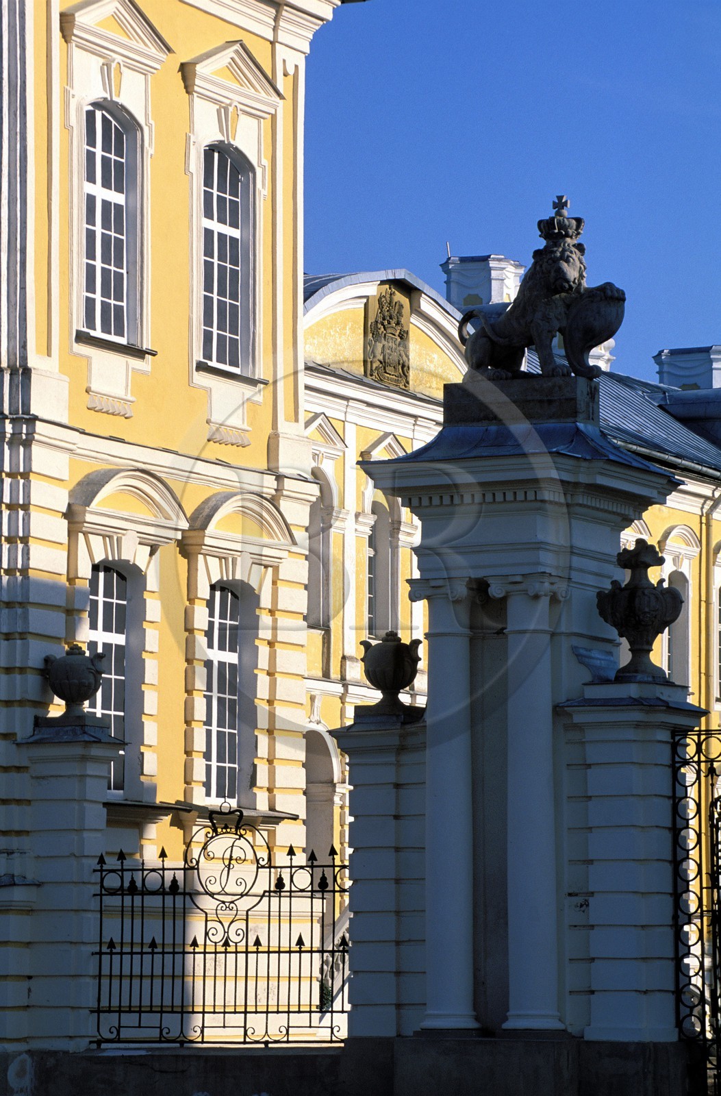 Lettonie (Pays Baltes), région de la Semigalle, ville de Pilsrundale, palais de Rundale par l'architecte Rastrelli (qui a crée l'Ermitage et le Palais d'Hiver St-Petersbourg)