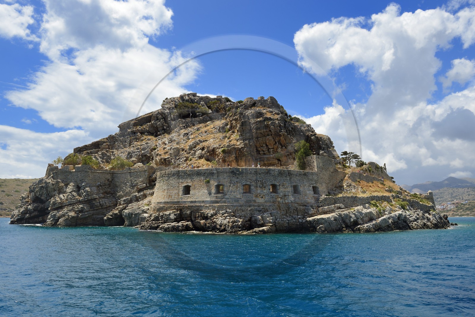 Grèce, Crète, région d'Agios Nikolaos, Elounda, ilot forteresse de Spinalonga (Kalydon), forteresse vénitienne
