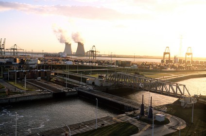 Belgique, Flandre, Anvers (Antwerpen), port industriel et commercial