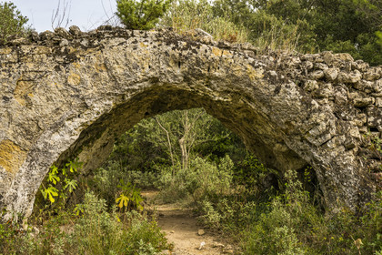 France, Gard, Vers Pont du Gard, remains of the Roman aqueduct over 52 km long which brought water from the Fontaine d'Eure at the foot of Uzès to Nimes via the Pont du Gard