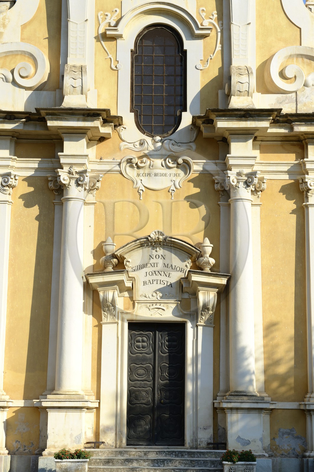 France, Haute-Corse (2B), Castagniccia, village de La Porta, l’église baroque Saint-Jean-Baptiste
