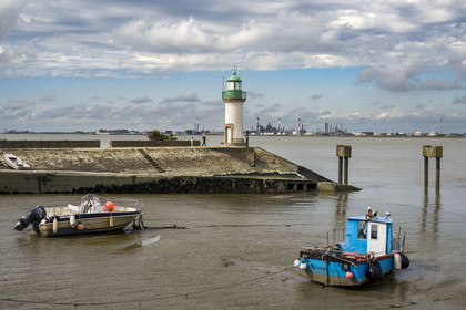France, Loire Atlantique, Paimboeuf, Paimboeuf lighthouse located more than 10 km from the coast, the only French lighthouse built this far inland and the only one on the Loire estuary