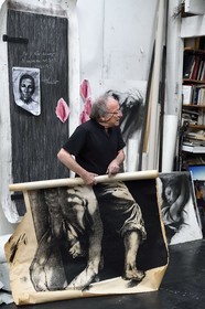 France, Ivry sur Seine, the artist Ernest Pignon-Ernest in his studio