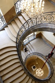 France, Meurthe-et-Moselle (54), Nancy, place Stanislas, musée des Beaux Arts, escalier orné de ferronneries de Jean Lamour dans l'aile XVIIIeme siècle du musée