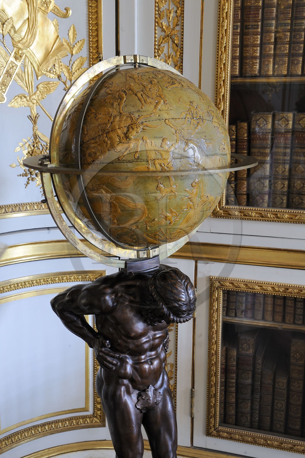 France, Yvelines (78), château de Versailles, classé Patrimoine Mondial de l'UNESCO, appartement privé du Roi ou appartement de Louis XV, bibliothèque de Louis XVI