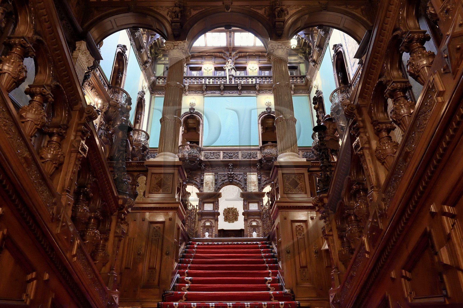 Roumanie, Valachie, Sinaia, château de Peles ancienne résidence royale édifiée de 1875 à 1883 pour le roi Carol Ier de Roumanie, le hall d'honneur