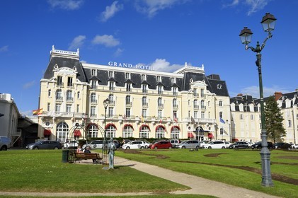 France, Calvados (14), Pays d'Auge, la côte Fleurie, Cabourg, le Grand Hotel, Marcel Proust y séjourna chaque été de 1907 à 1914