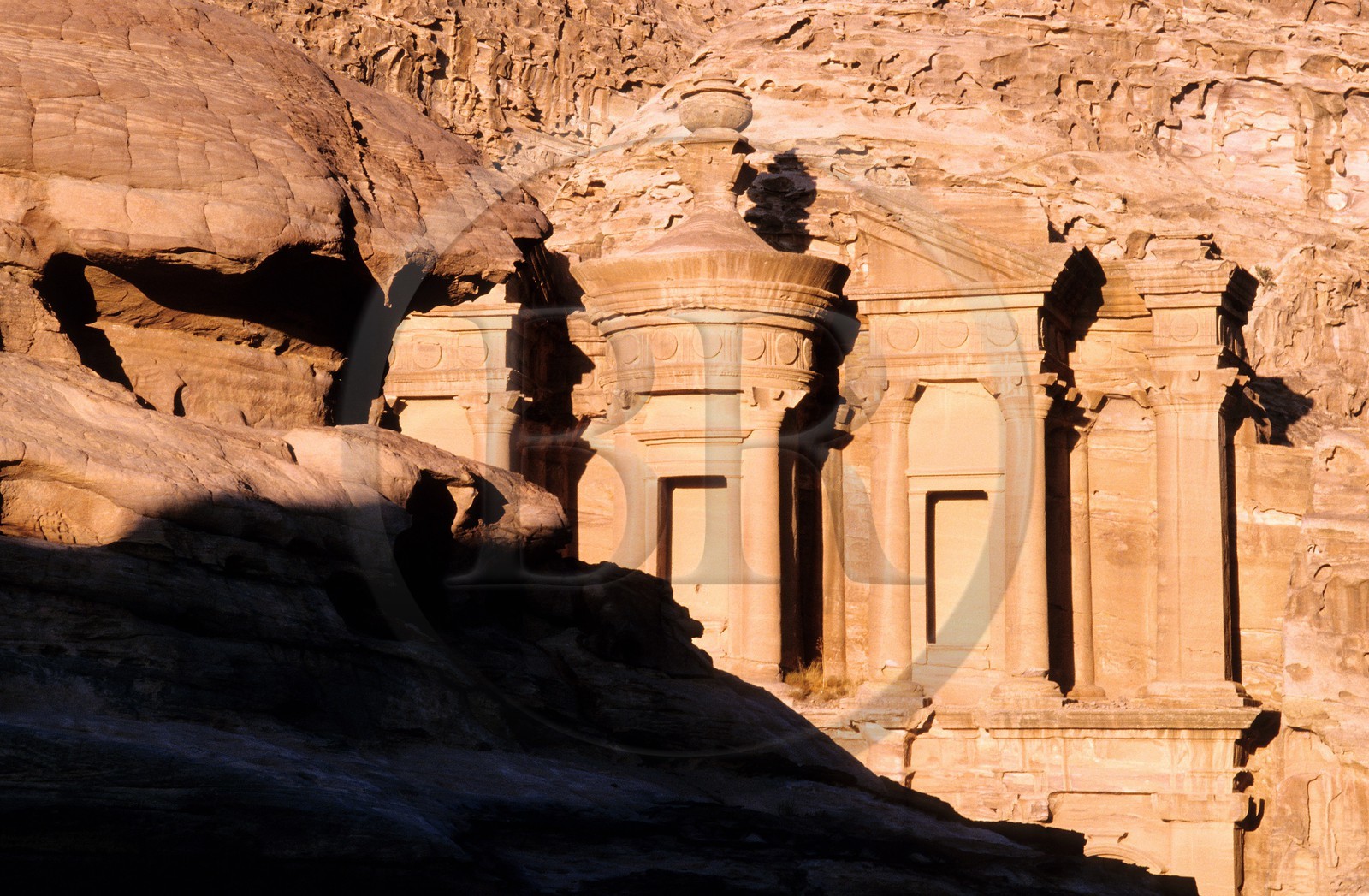Jordanie, Petra, détail de la tombe Ed Deir dit le monastère
