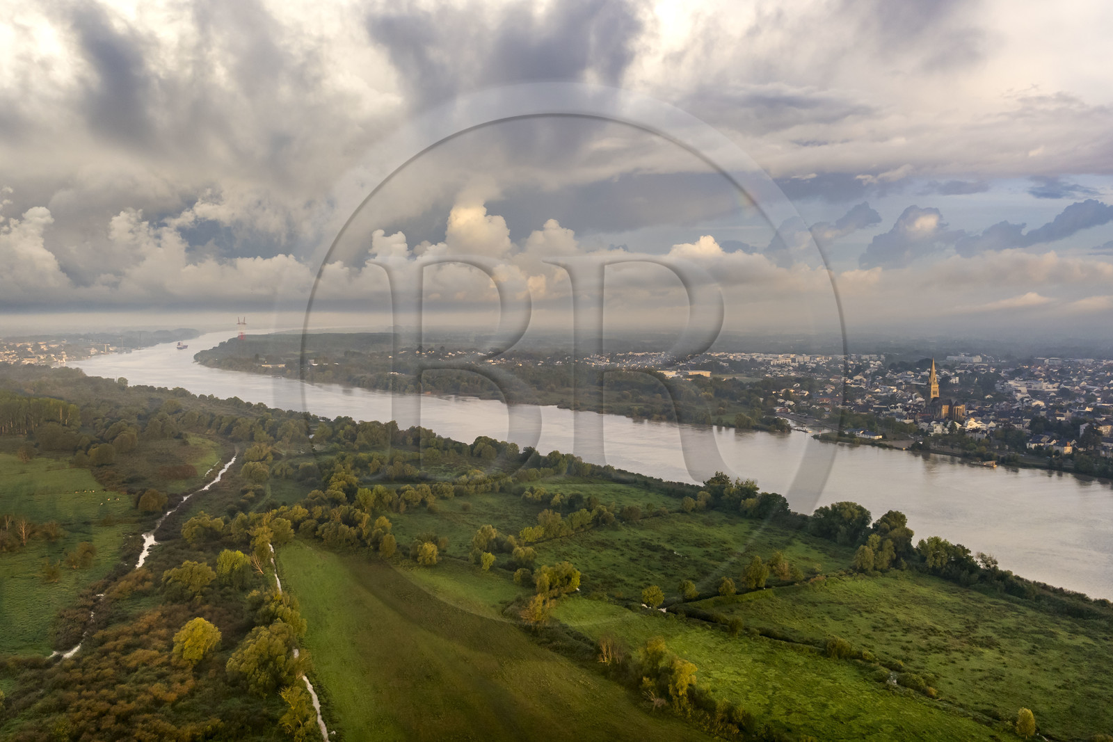 France, Loire Atlantique, Saint Jean de Boiseau, the banks of the Loire facing Coueron (aerial view)