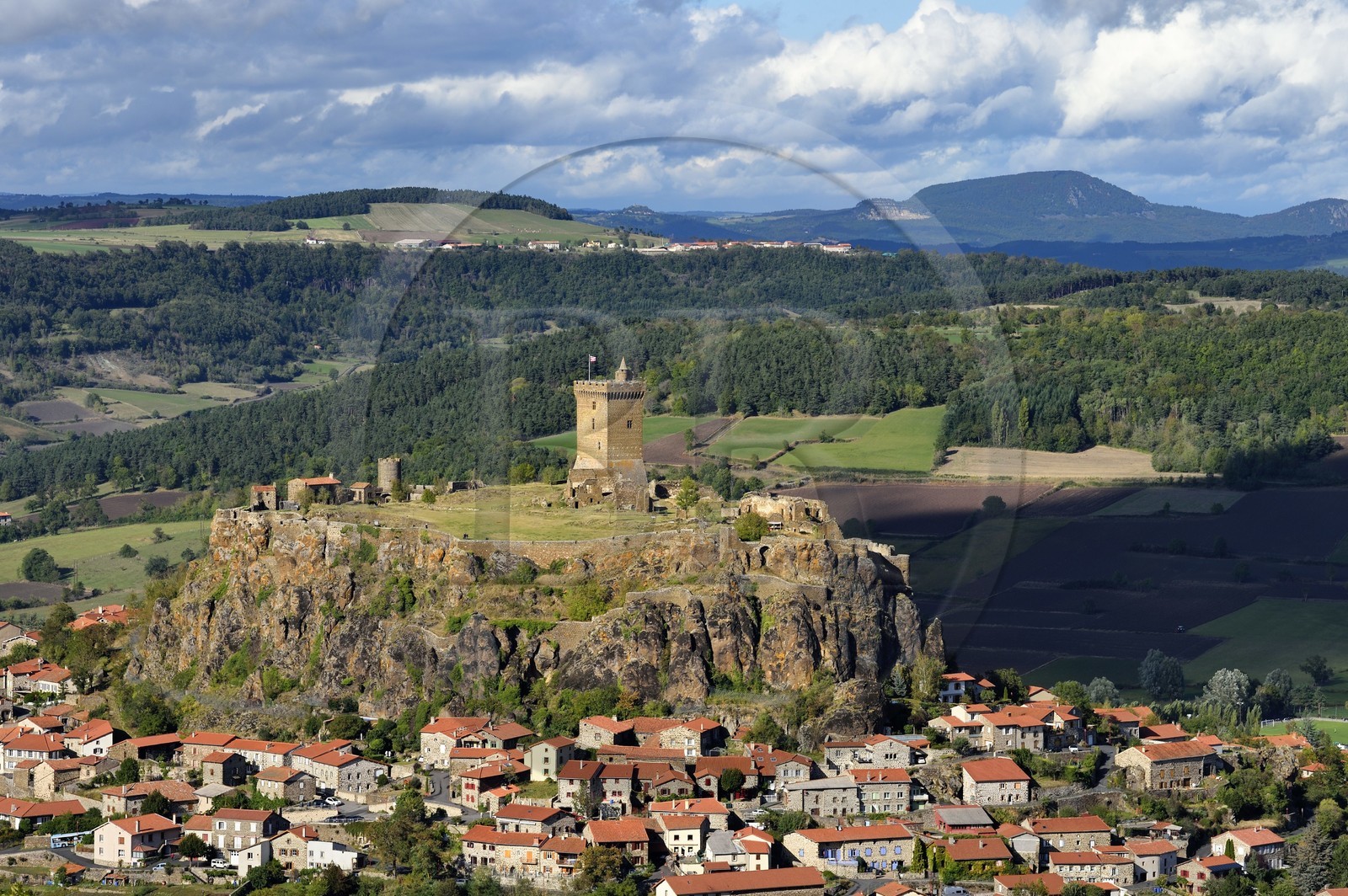 France, Haute-Loire (43), Polignac, Chateau de Polignac, forteresse du XIe siècle sur un plateau basaltique