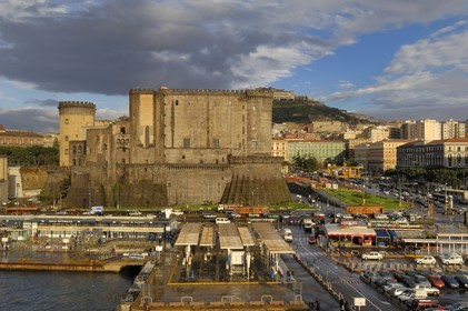Italy, Campania, Naples, Historic center listed as World Heritage by UNESCO, Piazza del Municipo, the Castel Nuovo was built from 1279 to 1284 on the orders of Charles I of Sicily